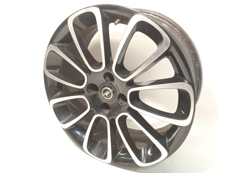 LLANTA 13369313 AACY