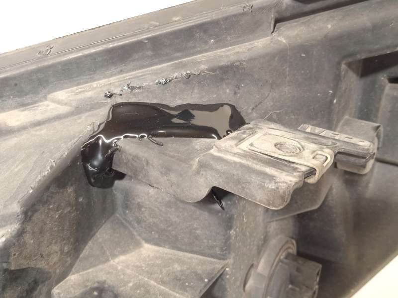 Recambio de faro derecho para iveco daily vi caja/chasis 33s15, 35s15, 35c15 referencia OEM IAM 5801473749 - Blanco 5