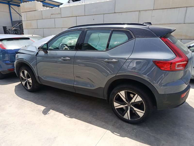 VOLVO XC40 (536)