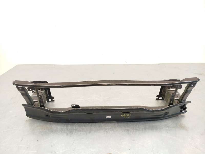 REFUERZO PARAGOLPES DELANTERO 8Y0807109 