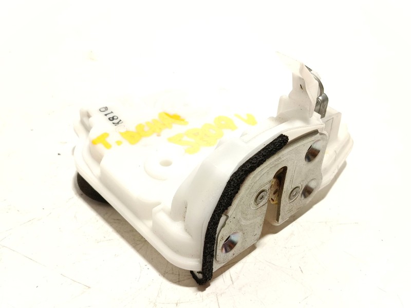 CERRADURA PUERTA TRASERA DERECHA KB7W K12372310 