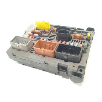 CAJA RELES / FUSIBLES 9664705880 9807028580 6500HK