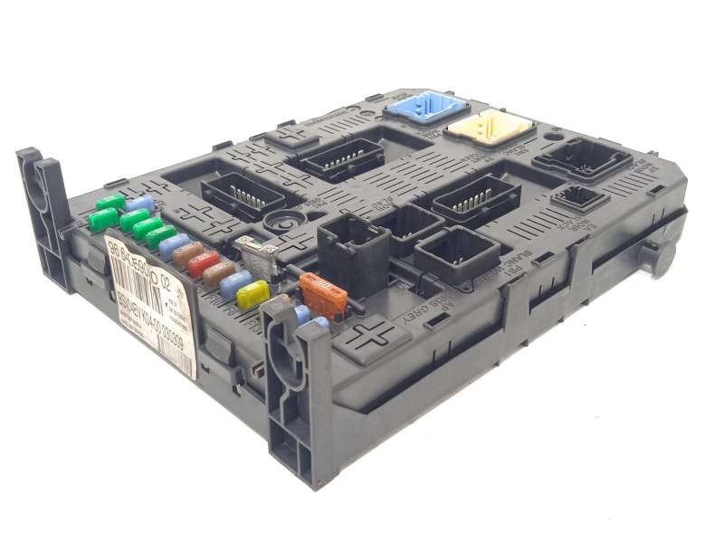 Recambio de caja reles / fusibles para citroën c4 picasso i monospace (ud_) 1.6 hdi referencia OEM IAM 9664059080 657062 2