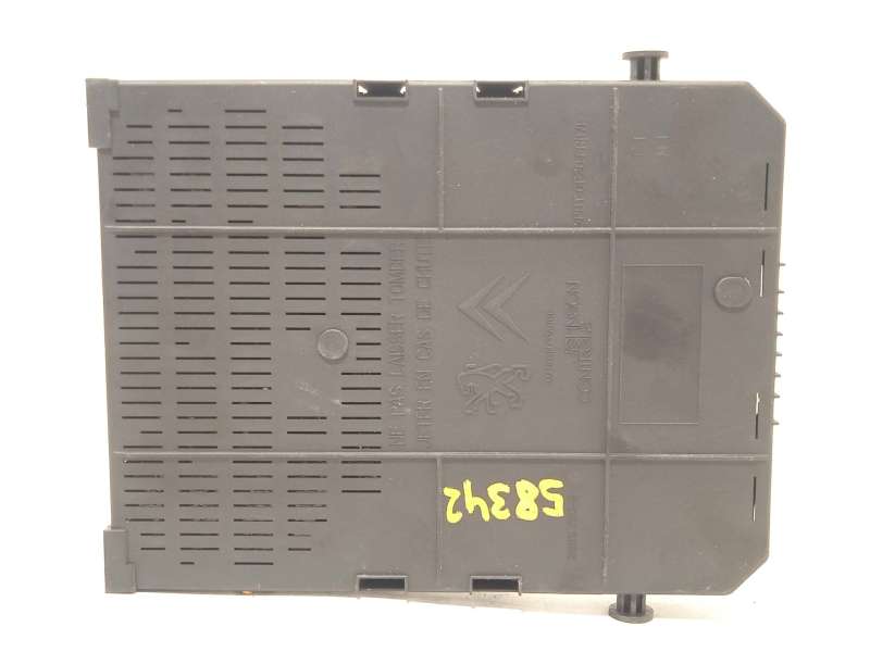 Recambio de caja reles / fusibles para citroën c4 picasso i monospace (ud_) 1.6 hdi referencia OEM IAM 9664059080 657062 4