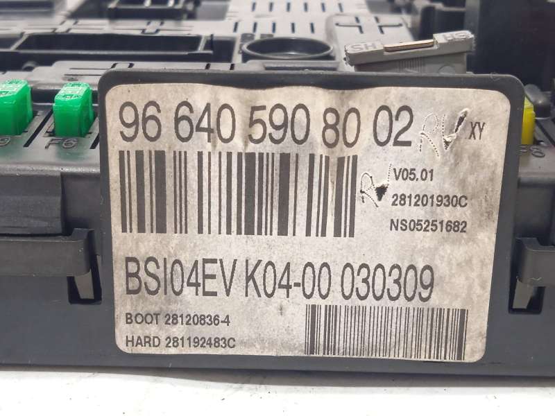 Recambio de caja reles / fusibles para citroën c4 picasso i monospace (ud_) 1.6 hdi referencia OEM IAM 9664059080 657062 5