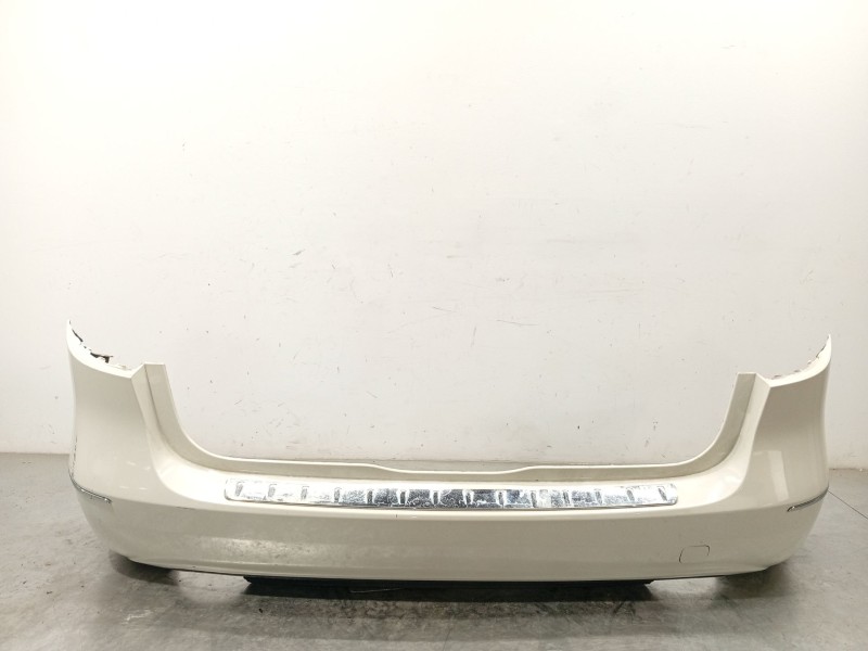 PARAGOLPES TRASERO A24688014409999 A24688032409999 