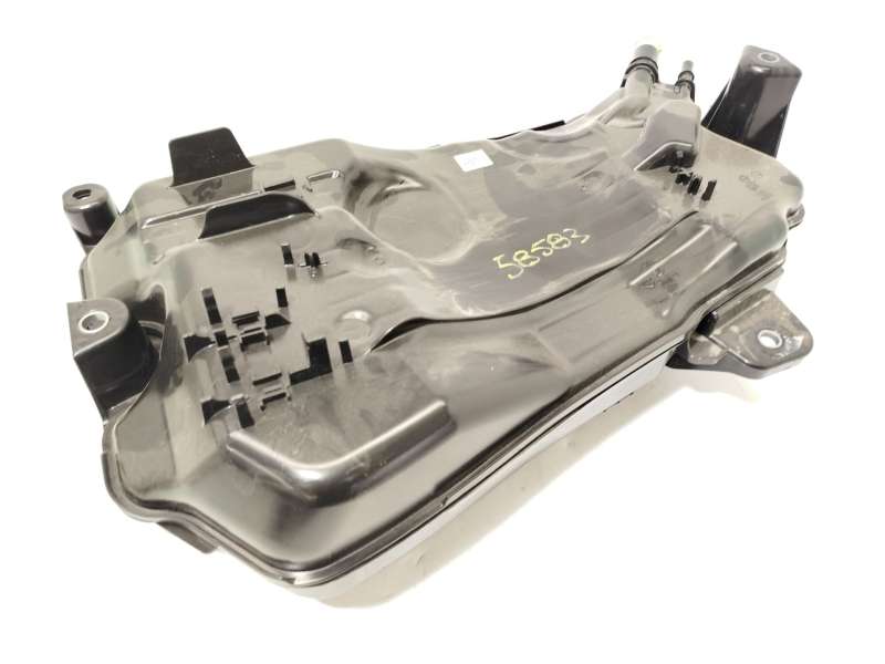 Recambio de deposito aditivo fap adblue para audi a3 sportback (8ya, 8yf) 35 tdi referencia OEM IAM 5WA131877AB 5WA131969 044404 - Gris 2