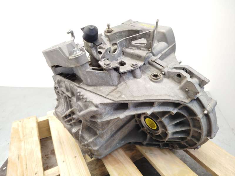 Recambio de caja cambios para alfa romeo giulietta (940_) 2.0 jtdm (940.fxl1a) referencia OEM IAM 55230971 - Blanco 3