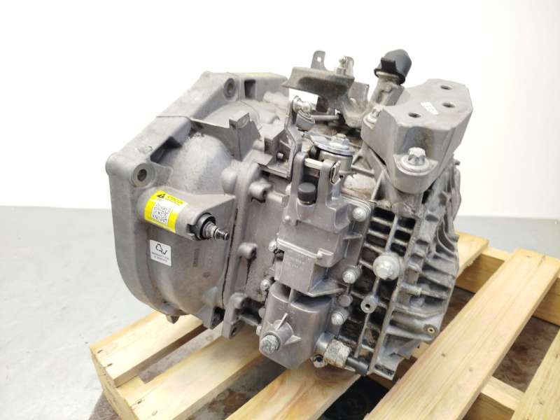 Recambio de caja cambios para alfa romeo giulietta (940_) 2.0 jtdm (940.fxl1a) referencia OEM IAM 55230971 - Blanco 4