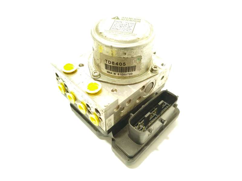 Recambio de abs para nissan juke (f15) tekna sport referencia OEM IAM 47660BF10D  TD8405 2