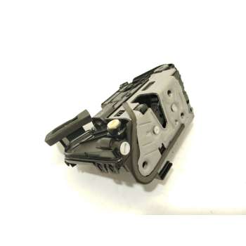 CERRADURA PUERTA TRASERA IZQUIERDA 5TA839015Q 