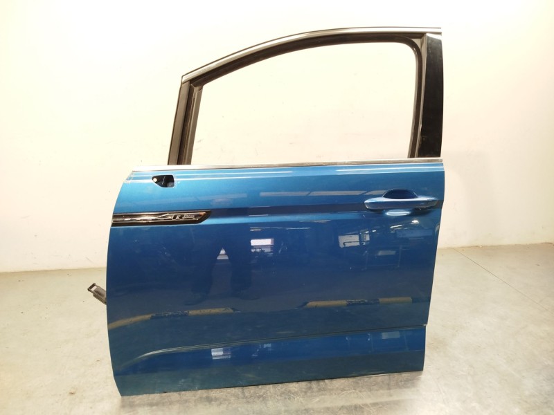 PUERTA DELANTERA IZQUIERDA 5TA831055AE 
