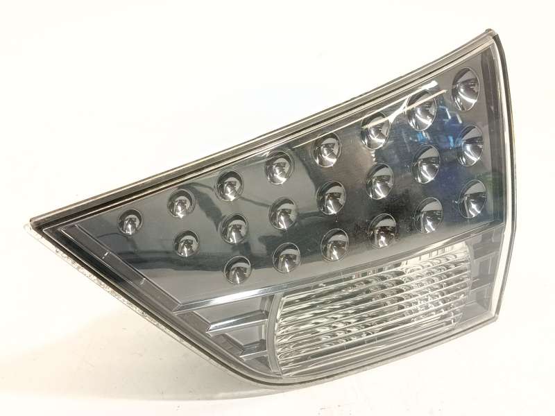 Recambio de piloto trasero derecho interior para mitsubishi outlander ii van (cw_w) di-d 4wd (cw1w) referencia OEM IAM 8331A006 - Azul 2