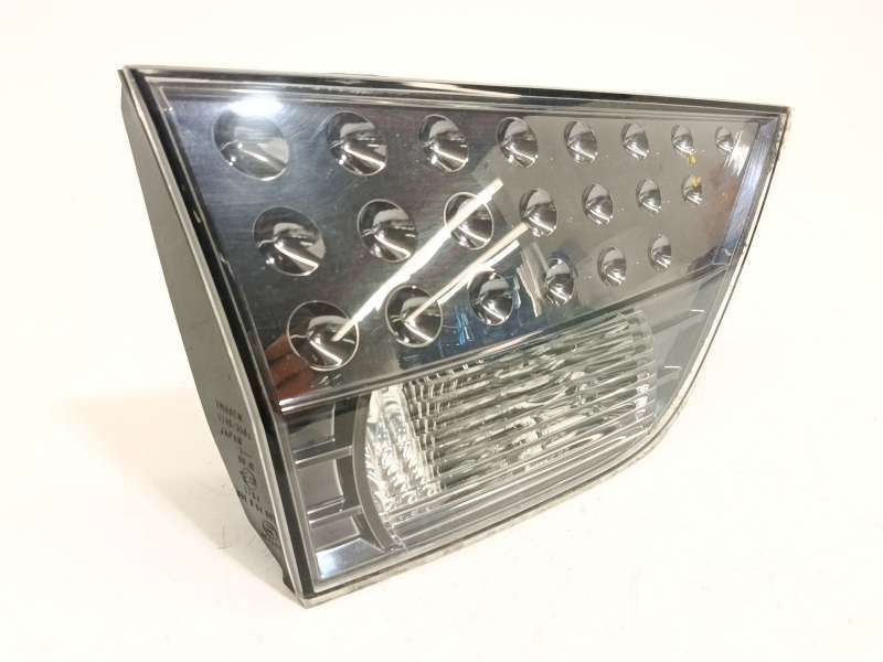 Recambio de piloto trasero izquierdo interior para mitsubishi outlander ii van (cw_w) di-d 4wd (cw1w) referencia OEM IAM 8331A00 - Azul