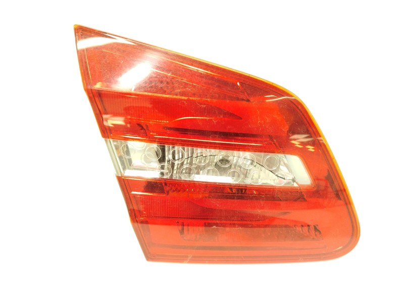 PILOTO TRASERO IZQUIERDO INTERIOR A2469066300 