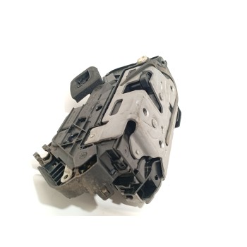 CERRADURA PUERTA TRASERA DERECHA 5TA839016Q 