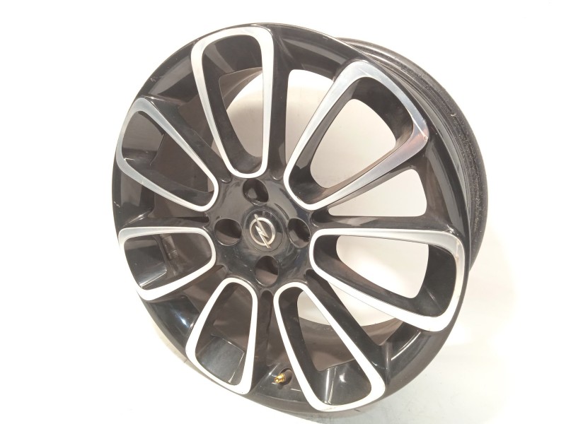 LLANTA 13369313 AACY