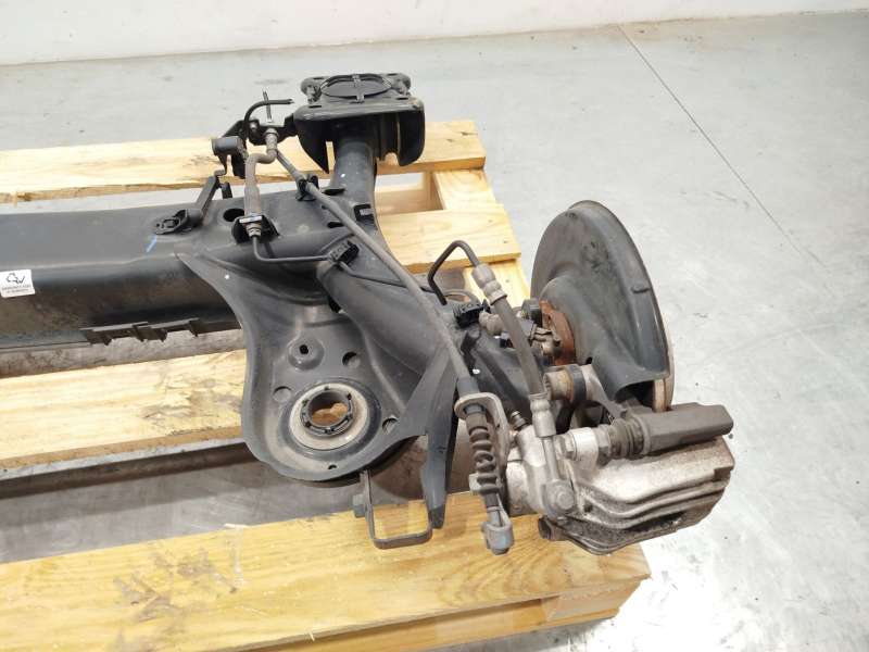 Recambio de puente trasero para audi a1 sportback (gba) 30 tfsi referencia OEM IAM 2Q0501053BQ 2