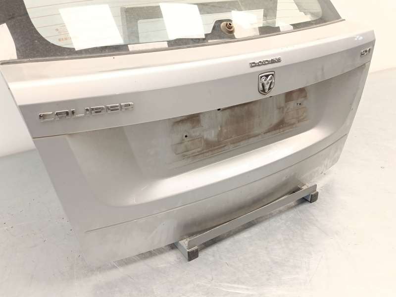 Recambio de porton trasero para dodge caliber 2.0 referencia OEM IAM 5074151AB - Plata 3