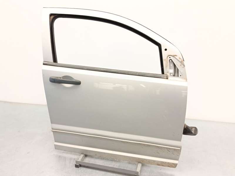 PUERTA DELANTERA DERECHA 5074154AB 