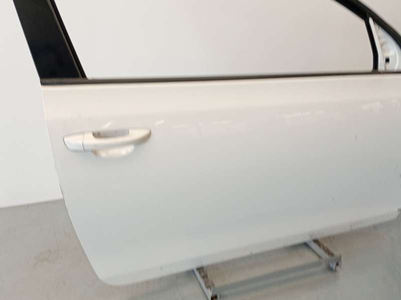 Recambio de puerta delantera derecha para volkswagen golf vi (5k1) 2.0 tdi referencia OEM IAM 5K3831056K - Blanco 3