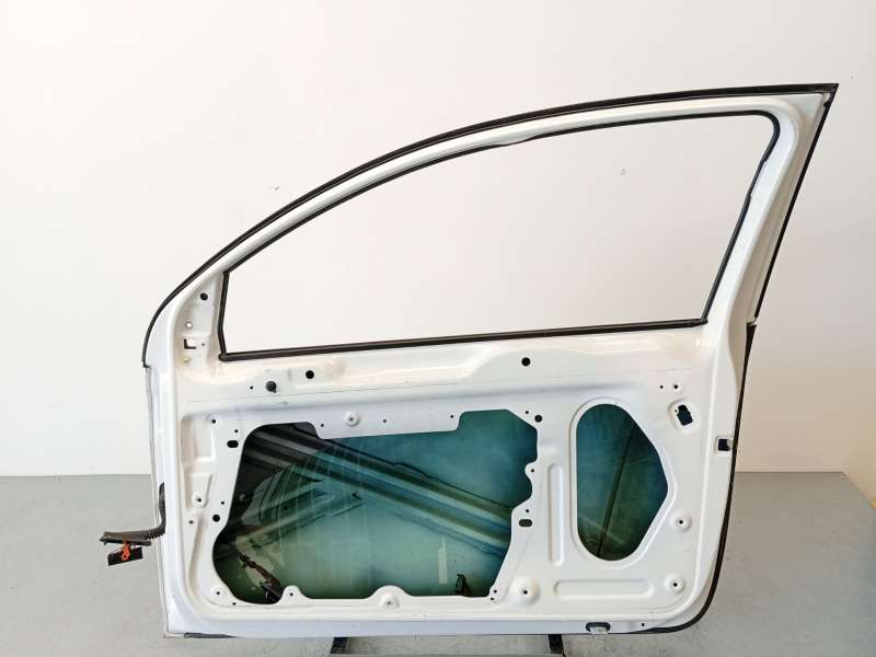 Recambio de puerta delantera derecha para volkswagen golf vi (5k1) 2.0 tdi referencia OEM IAM 5K3831056K - Blanco 5