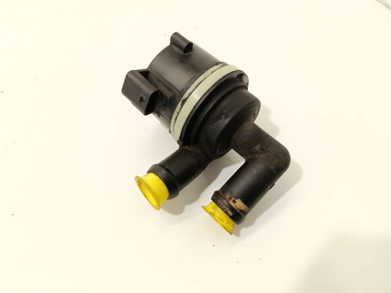 Recambio de bomba agua para volkswagen golf vi (5k1) 2.0 tdi referencia OEM IAM 5N0965561A - Blanco 2