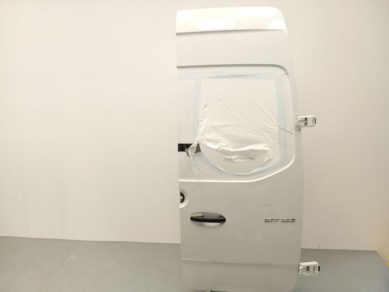 PUERTA TRASERA DERECHA A9077405400 9077405400