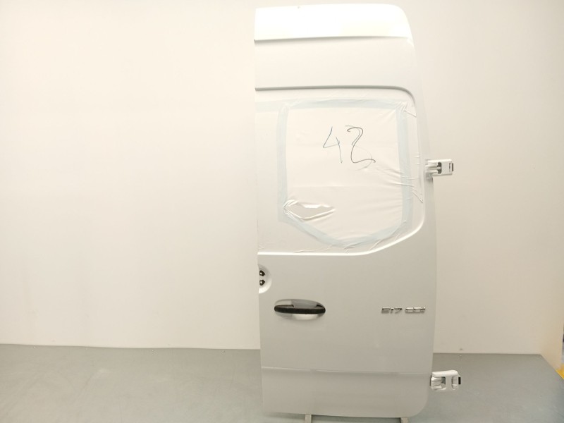 PUERTA TRASERA DERECHA A9077405400 9077405400