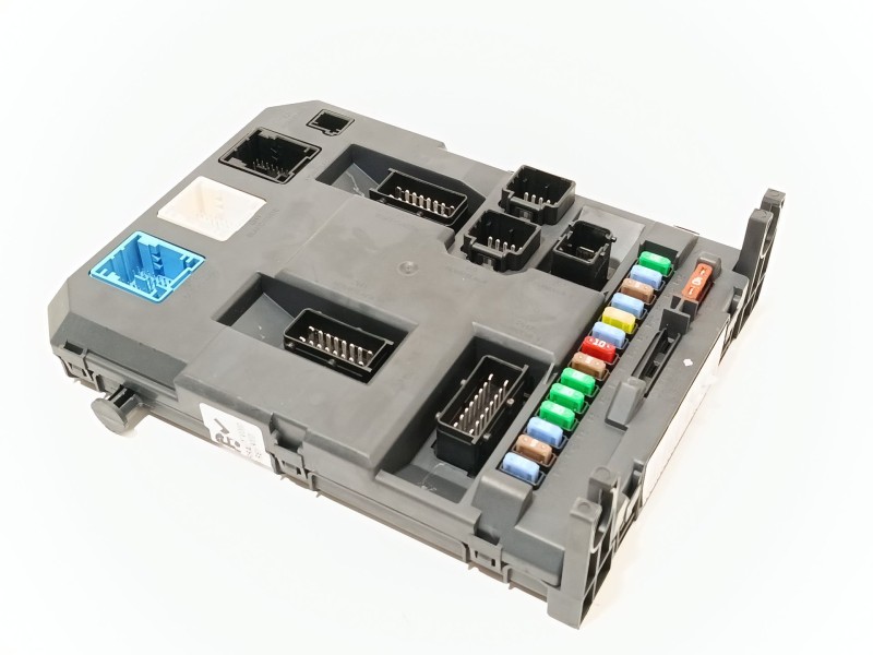 CAJA RELES / FUSIBLES 9664983080 