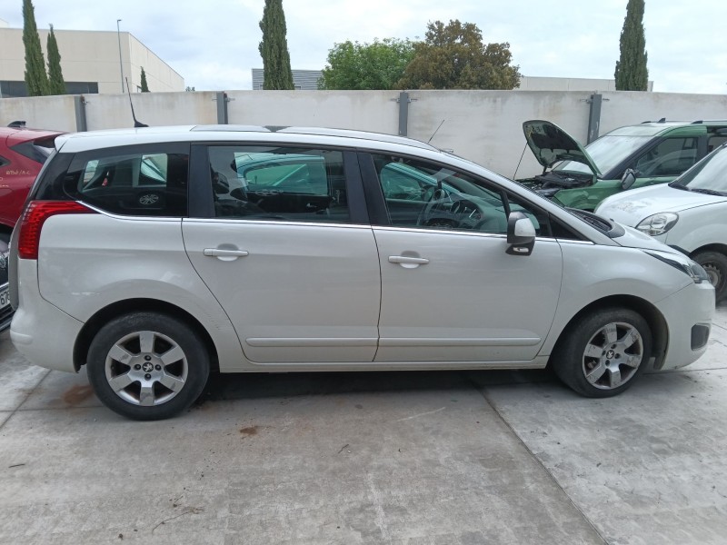 PEUGEOT 5008 (0U_, 0E_)