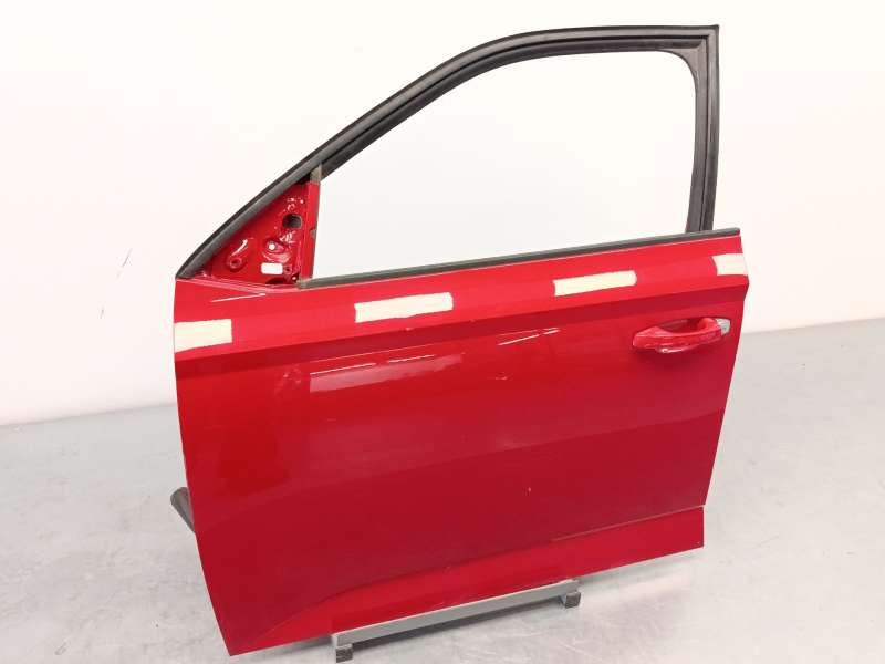 PUERTA DELANTERA IZQUIERDA 6V0831055A 