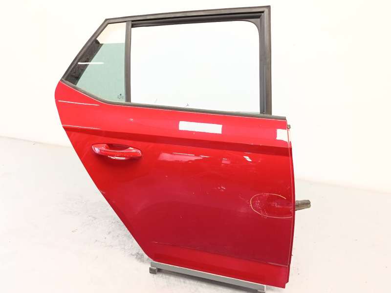 PUERTA TRASERA DERECHA 6V6833056A 