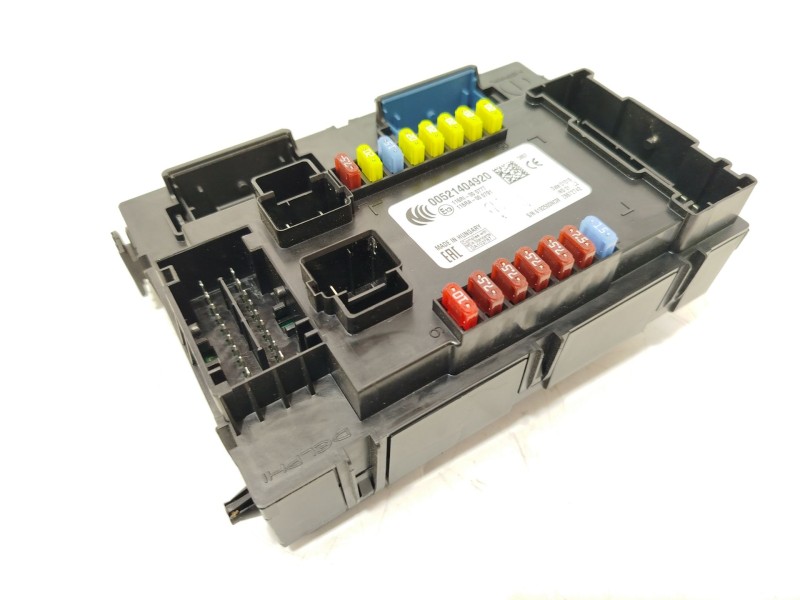 CAJA RELES / FUSIBLES 52140492 