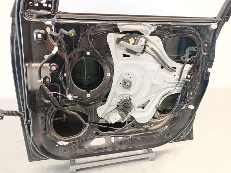 Recambio de puerta delantera derecha para hyundai ix35 (lm, el, elh) 1.7 crdi referencia OEM IAM 760042Y000 - Negro 5