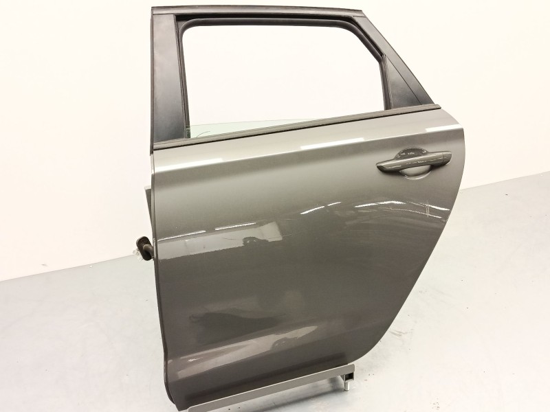 PUERTA TRASERA IZQUIERDA 77003G4000 