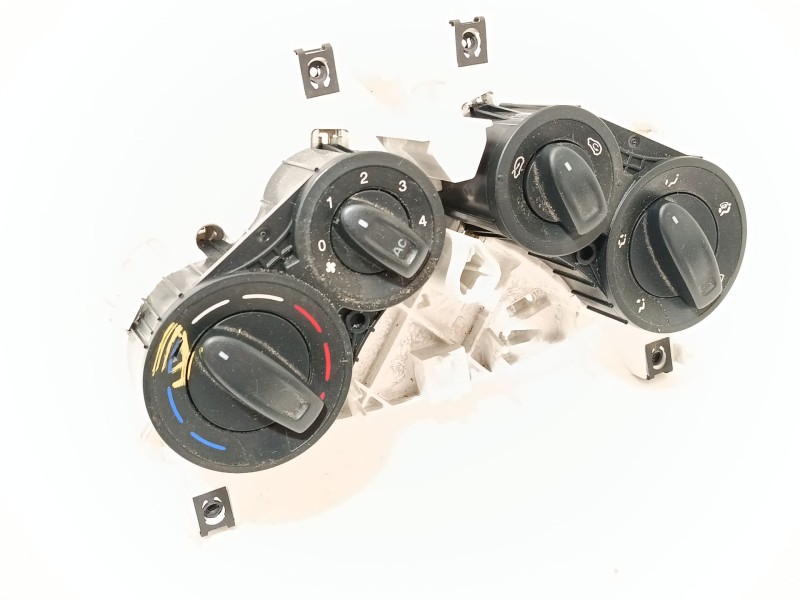 MANDO CALEFACCION / AIRE ACONDICIONADO 1568587 
