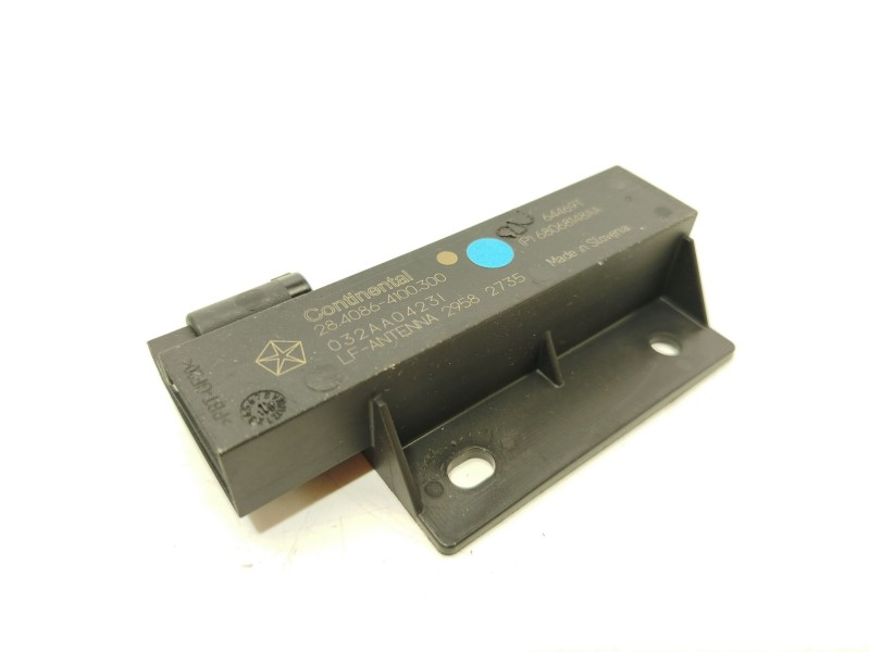 ANTENA 68068148AA K68068148AA 2840864100300