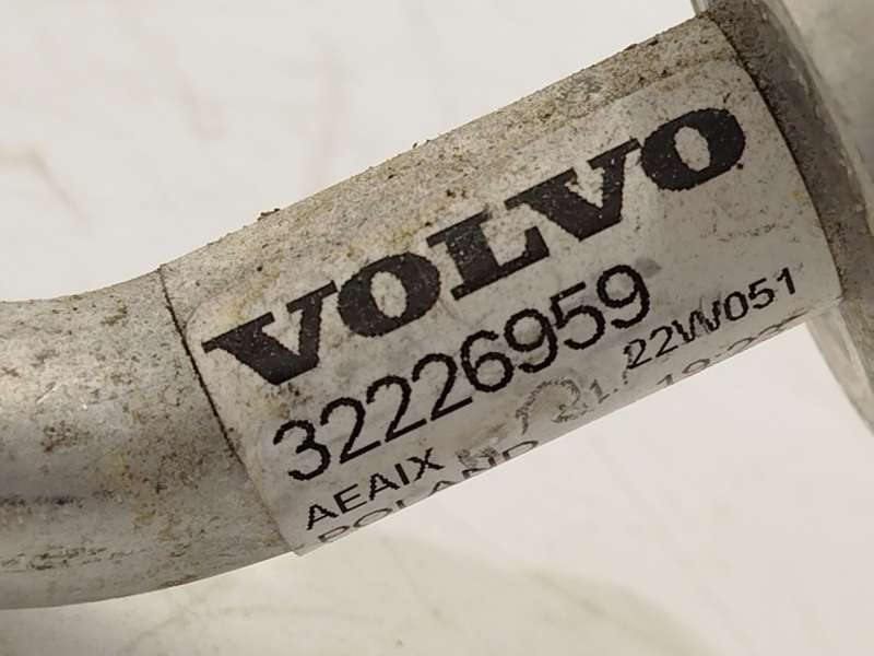Recambio de tubos aire acondicionado para volvo xc40 (536) recharge referencia OEM IAM 32226959 - Azul 3