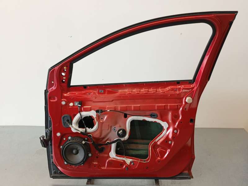 Recambio de puerta delantera derecha para renault megane iv hatchback (b9a/m/n_) 1.5 blue dci 115 (b9a6) referencia OEM IAM 8010 - Rojo 4