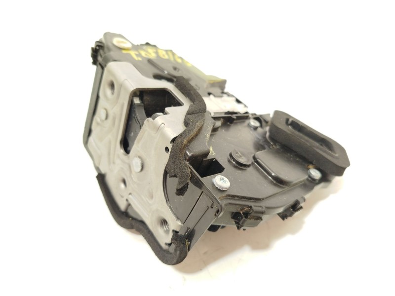 CERRADURA PUERTA TRASERA DERECHA 10A839016B 