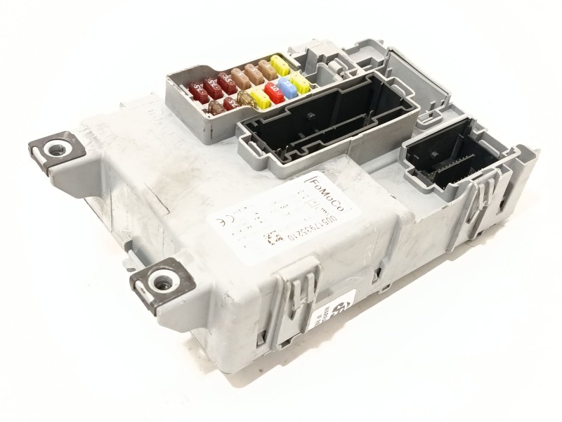 CAJA RELES / FUSIBLES 1924078 517935210