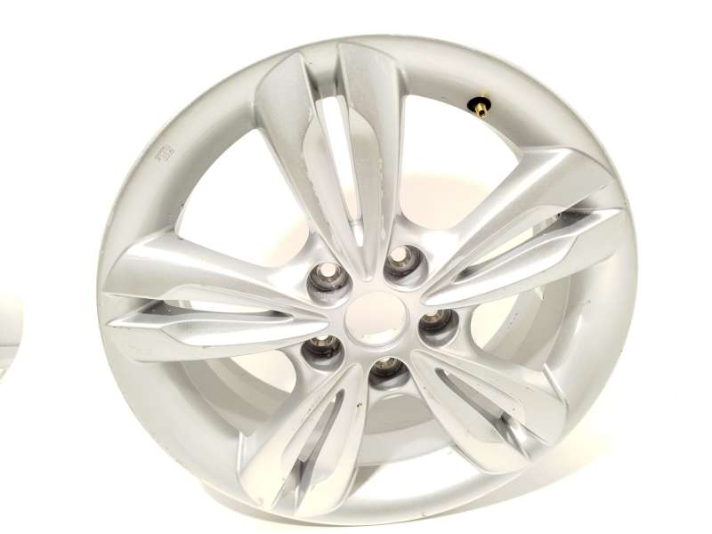 Recambio de llanta para hyundai ix35 (lm, el, elh) 1.7 crdi referencia OEM IAM 529102S200 - Negro 2