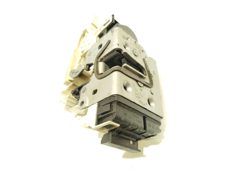 CERRADURA PUERTA DELANTERA IZQUIERDA A2047200335 