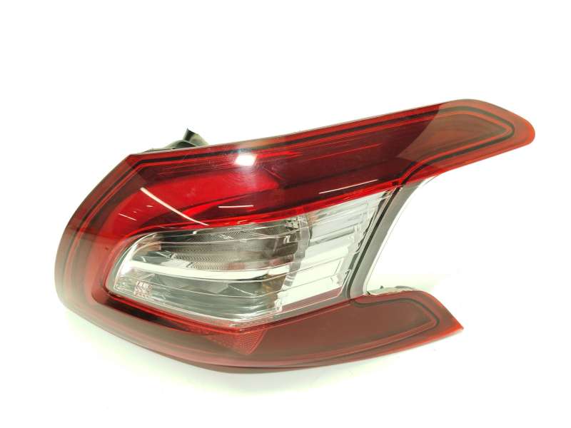 Recambio de piloto trasero derecho para peugeot 308 ii (lb_, lp_, lw_, lh_, l3_) 1.2 thp 130 referencia OEM IAM 9677817580  8125 - Gris