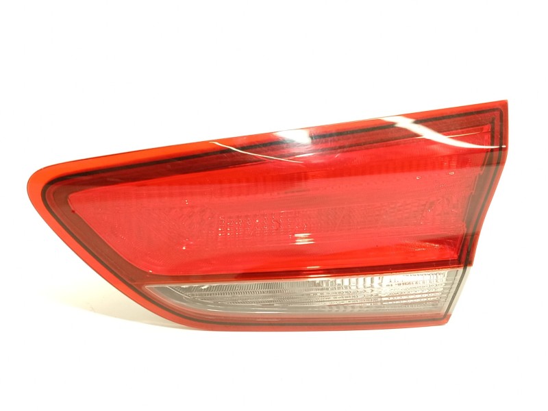 PILOTO TRASERO DERECHO INTERIOR 92404G4000 