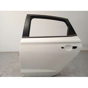 PUERTA TRASERA IZQUIERDA 77003G4700 