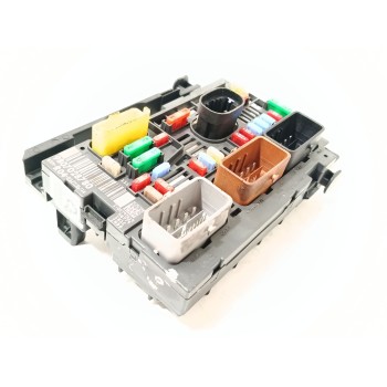 CAJA RELES / FUSIBLES 9807028780 
