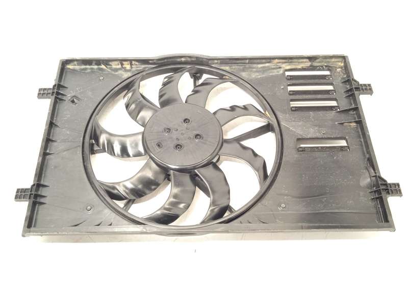 Recambio de electroventilador para ford tourneo connect / grand tourneo connect v761 monospace (sk) 2.0 ecoblue 4wd referencia O - Blanco
