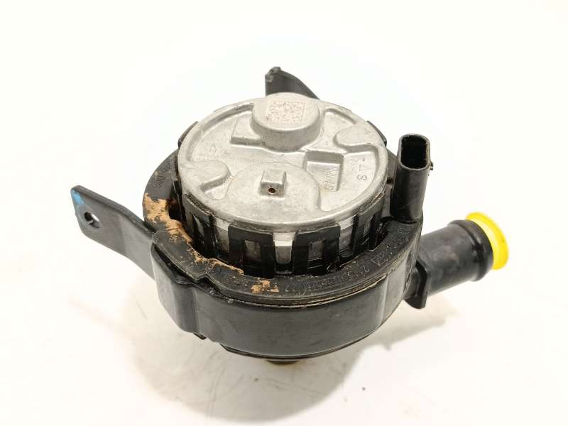 Recambio de bomba agua para ford tourneo connect / grand tourneo connect v761 monospace (sk) 2.0 ecoblue 4wd referencia OEM IAM - Blanco 4